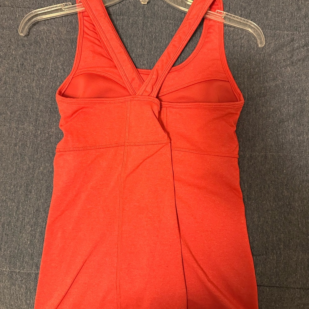 Athletes workout top